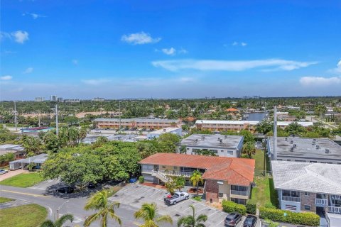 House in Fort Lauderdale, Florida 1 bedroom, 64.1 sq.m. № 1953537 - photo 1