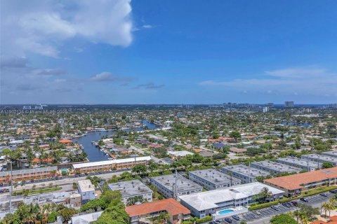 House in Fort Lauderdale, Florida 1 bedroom, 64.1 sq.m. № 1953537 - photo 4