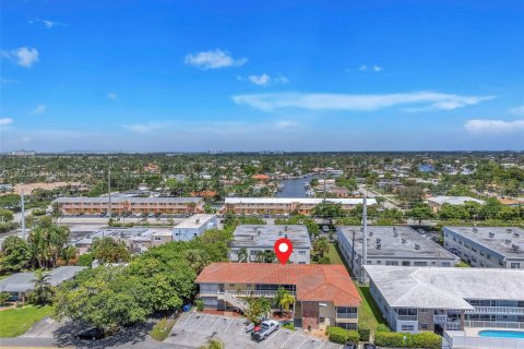 House in Fort Lauderdale, Florida 1 bedroom, 64.1 sq.m. № 1953537 - photo 3