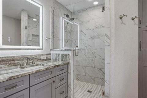 Condo in Lakeland, Florida, 4 bedrooms № 2386079 - photo 13