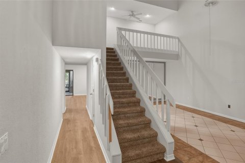 Condo in Lakeland, Florida, 4 bedrooms № 2386079 - photo 4
