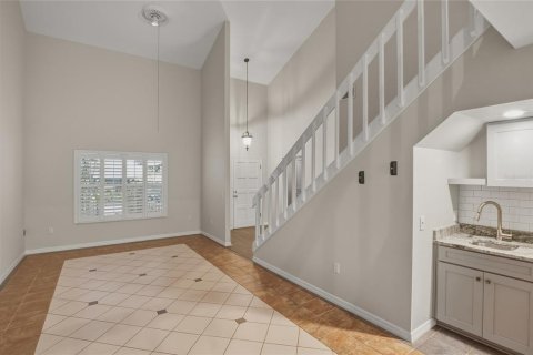 Condo in Lakeland, Florida, 4 bedrooms № 2386079 - photo 5