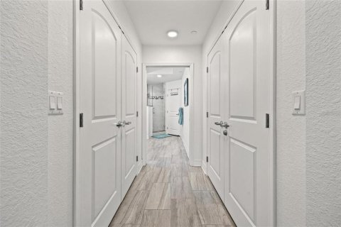 Condo in Clearwater, Florida, 3 bedrooms  № 1899716 - photo 28