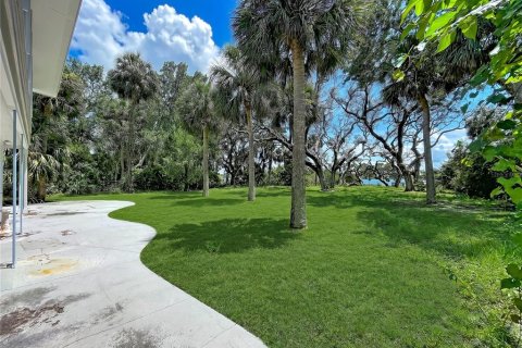 House in Tarpon Springs, Florida 5 bedrooms, 193.7 sq.m. № 2233557 - photo 22
