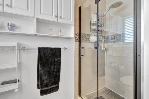 House in Fort Lauderdale, Florida 3 bedrooms, 182 sq.m. № 1814882 - photo 20