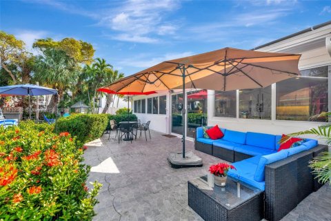 House in Fort Lauderdale, Florida 3 bedrooms, 182 sq.m. № 1814882 - photo 27