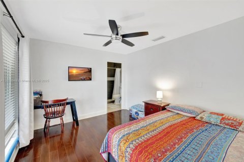 House in Fort Lauderdale, Florida 3 bedrooms, 182 sq.m. № 1814882 - photo 24