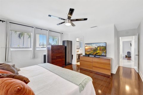 House in Fort Lauderdale, Florida 3 bedrooms, 182 sq.m. № 1814882 - photo 18