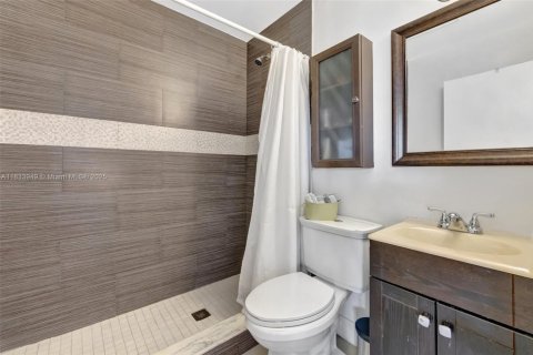 House in Fort Lauderdale, Florida 3 bedrooms, 182 sq.m. № 1814882 - photo 26