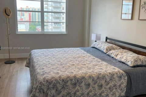Condo in Sunny Isles Beach, Florida, 2 bedrooms № 2244711 - photo 19