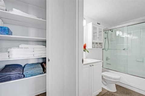 Condominio en alquiler en Hollywood, Florida, 1 dormitorio, 69.21 m2 № 2006748 - foto 10