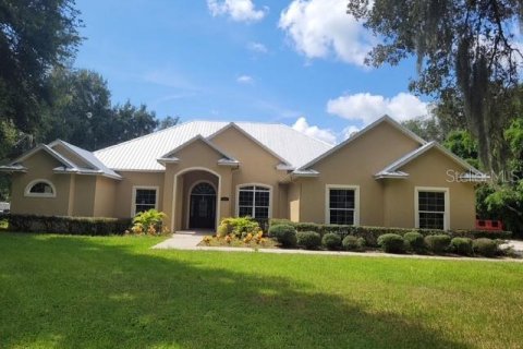 House in Groveland, Florida 3 bedrooms, 291.43 sq.m. № 1544122 - photo 1