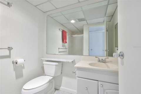 Купить кондоминиум в Сан-Сити-Центр, Флорида 8 комнат, 89.19м2, № 2103707 - фото 9