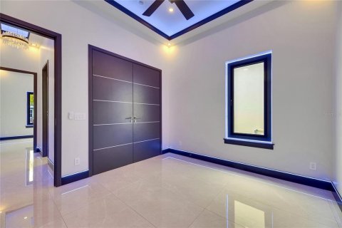 Casa en venta en Apollo Beach, Florida, 4 dormitorios, 198.72 m2 № 1754441 - foto 16