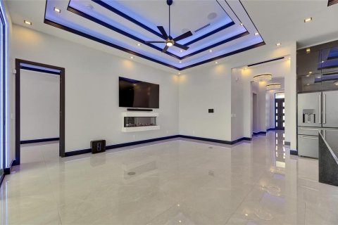 Casa en venta en Apollo Beach, Florida, 4 dormitorios, 198.72 m2 № 1754441 - foto 28