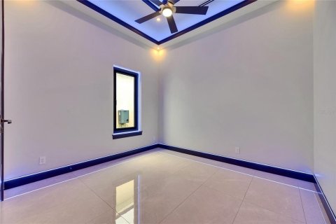 Casa en venta en Apollo Beach, Florida, 4 dormitorios, 198.72 m2 № 1754441 - foto 15