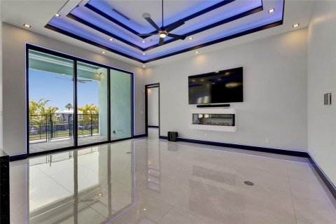 Casa en venta en Apollo Beach, Florida, 4 dormitorios, 198.72 m2 № 1754441 - foto 29
