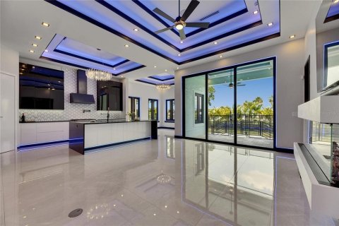 Casa en venta en Apollo Beach, Florida, 4 dormitorios, 198.72 m2 № 1754441 - foto 26