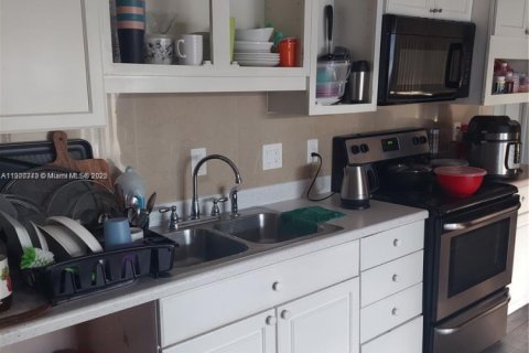 Apartment in Dania Beach, Florida 2 bedrooms, 89.84 sq.m. № 1952561 - photo 1