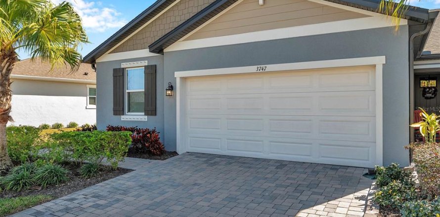 Casa en THE PRESERVE AT LA PALOMA en Sun City Center, Florida 3 dormitorios, 161.28 m2 № 1901975