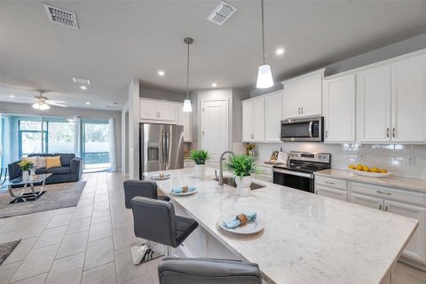 Casa en venta en Sun City Center, Florida, 3 dormitorios, 161.28 m2 № 1901975 - foto 6
