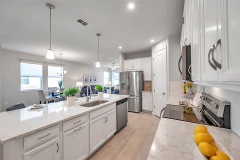 Casa en venta en Sun City Center, Florida, 3 dormitorios, 161.28 m2 № 1901975 - foto 9