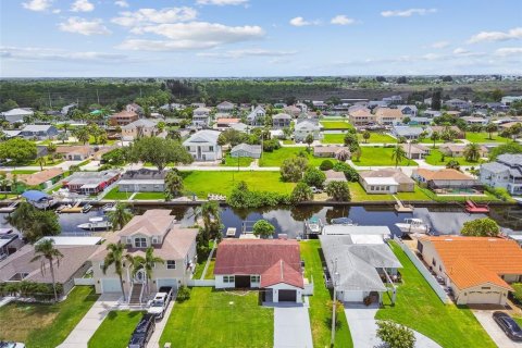 Купить виллу или дом в Гудзон, Флорида 6 комнат, 135.82м2, № 1883038 - фото 29