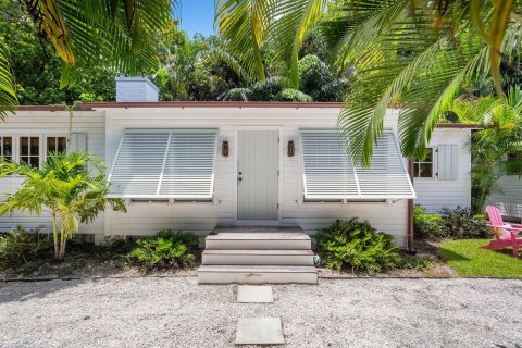 House in Delray Beach, Florida 3 bedrooms, 113.06 sq.m. № 1017969 - photo 1