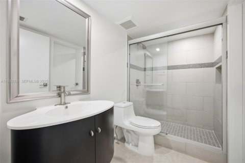 Condominio en venta en North Bay Village, Florida, 2 dormitorios, 95.69 m2 № 1992273 - foto 22