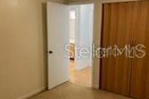 House in Winter Springs, Florida 3 bedrooms, 135.27 sq.m. № 1757127 - photo 15