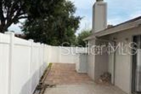 House in Winter Springs, Florida 3 bedrooms, 135.27 sq.m. № 1757127 - photo 25
