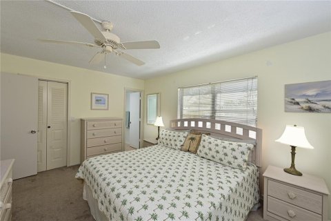 Condo in Bradenton, Florida, 2 bedrooms  № 1569405 - photo 22