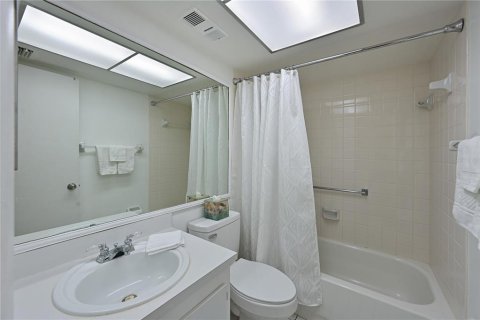Condo in Bradenton, Florida, 2 bedrooms  № 1569405 - photo 27