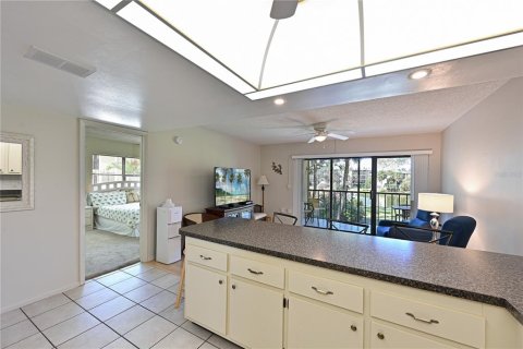 Condo in Bradenton, Florida, 2 bedrooms  № 1569405 - photo 15
