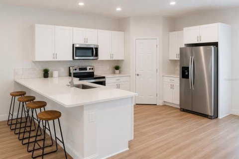 Villa ou maison à louer à Kissimmee, Floride: 4 chambres, 174.56 m2 № 2101564 - photo 5