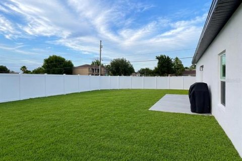 Villa ou maison à louer à Kissimmee, Floride: 4 chambres, 174.56 m2 № 2101564 - photo 3