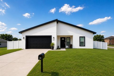 Villa ou maison à Kissimmee, Floride 4 chambres, 174.56 m2 № 2101564