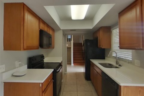 House in Valrico, Florida 4 bedrooms, 209.77 sq.m. № 1910994 - photo 6