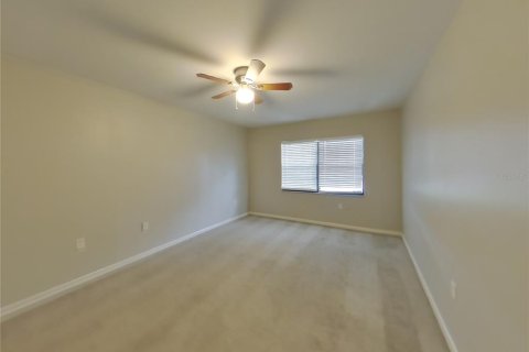 House in Valrico, Florida 4 bedrooms, 209.77 sq.m. № 1910994 - photo 11