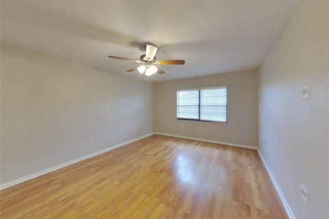 House in Valrico, Florida 4 bedrooms, 209.77 sq.m. № 1910994 - photo 7
