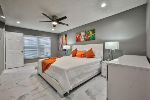House in Kissimmee, Florida 2 bedrooms, 96.43 sq.m. № 1721703 - photo 11