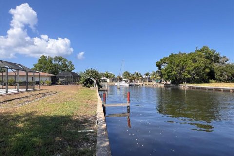 Land in Port Charlotte, Florida № 2155241 - photo 1