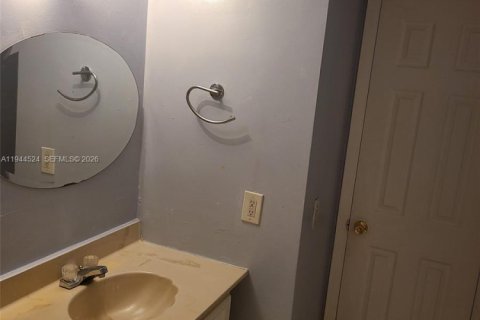 Condominio en venta en Miami, Florida, 1 dormitorio, 76.74 m2 № 2001073 - foto 13