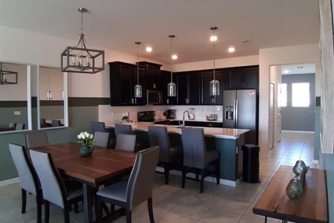 Condo in Davenport, Florida, 3 bedrooms  № 1902728 - photo 6