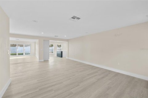 Casa en venta en Winter Park, Florida, 3 dormitorios, 198.25 m2 № 1519203 - foto 16