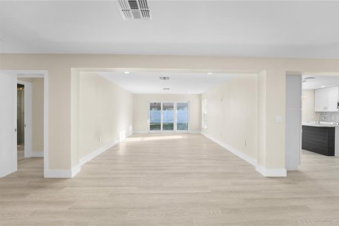 Casa en venta en Winter Park, Florida, 3 dormitorios, 198.25 m2 № 1519203 - foto 28