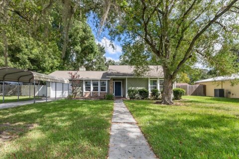 House in Gainesville, Florida 2 bedrooms, 99.59 sq.m. № 1907411 - photo 1