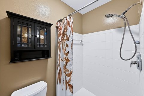 House in Brandon, Florida 3 bedrooms, 139.26 sq.m. № 2428751 - photo 19