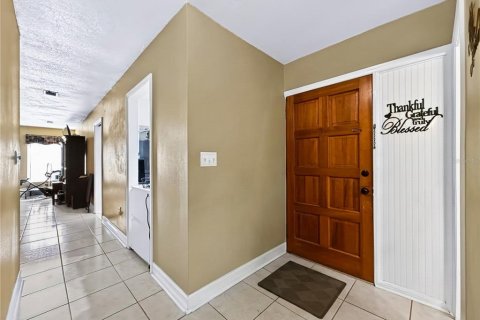 House in Brandon, Florida 3 bedrooms, 139.26 sq.m. № 2428751 - photo 4