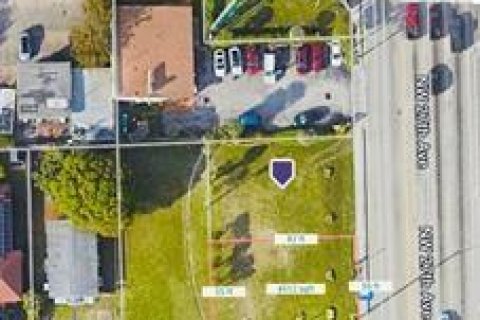 Terreno en venta en Fort Lauderdale, Florida № 981675 - foto 1